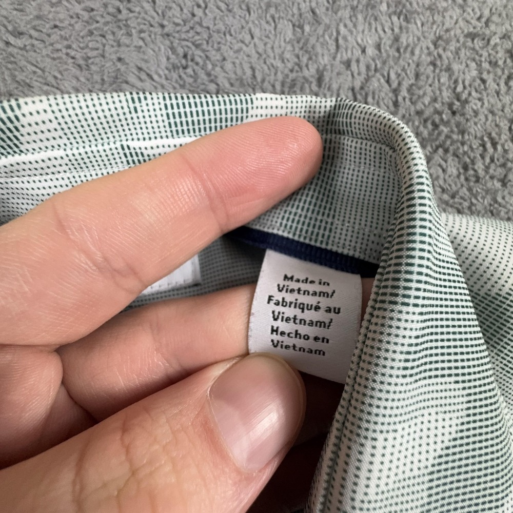 Vince Camuto Polo Shirt Mens M Green Camo Performance Short Sleeve Button Up - Picture 7 of 9